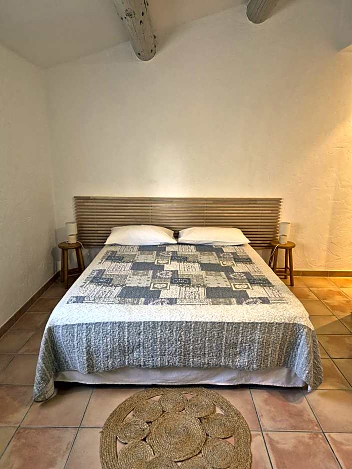 Mas Clement - Chambre et table d'hôtes