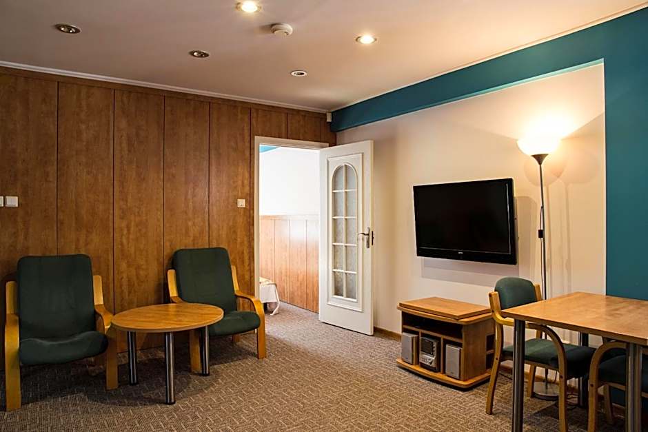 Warsaw Apartments Magnolie