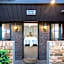 Adelaide Inn
