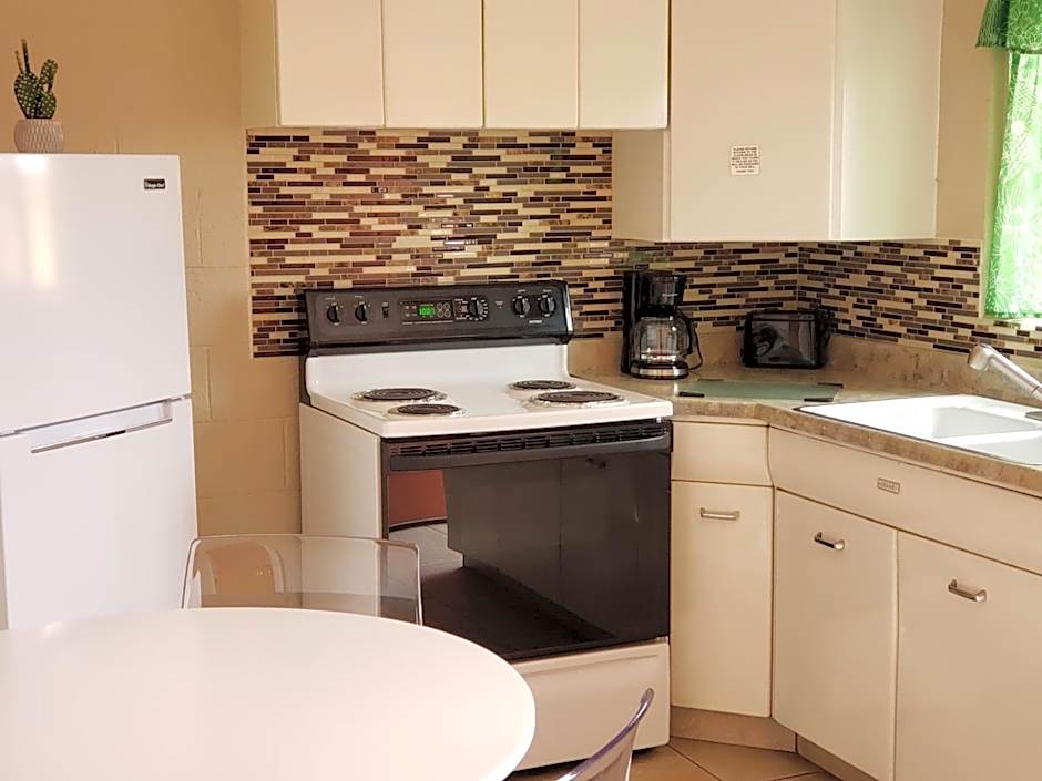 Red Rock Motel and Dam Motel