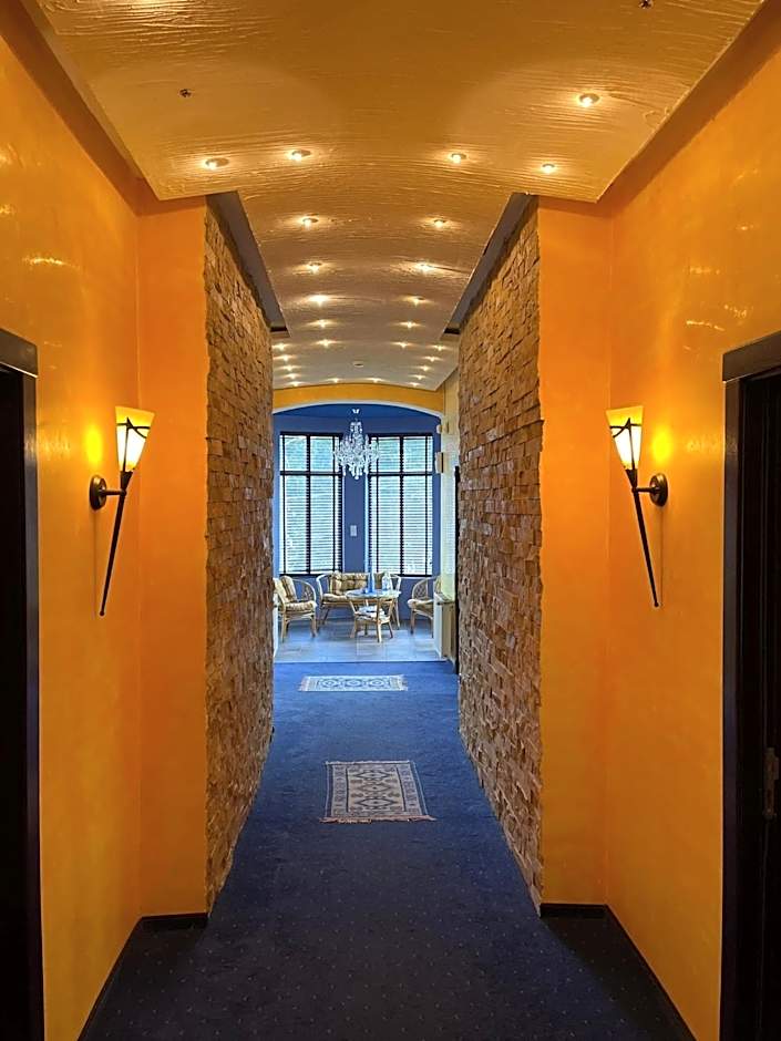 Casa Dunarea by Genco