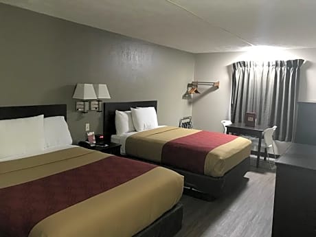 1 King Bed, Accessible, Roll-In Shower, Refrigerator & Microwave
