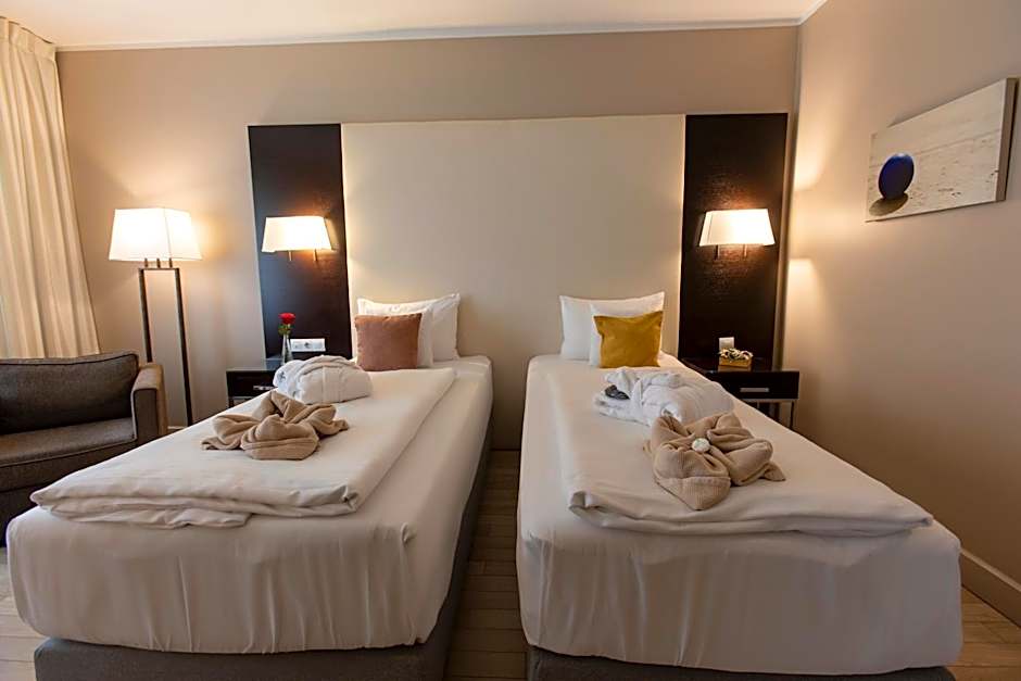 Lion'S Garden Hotel