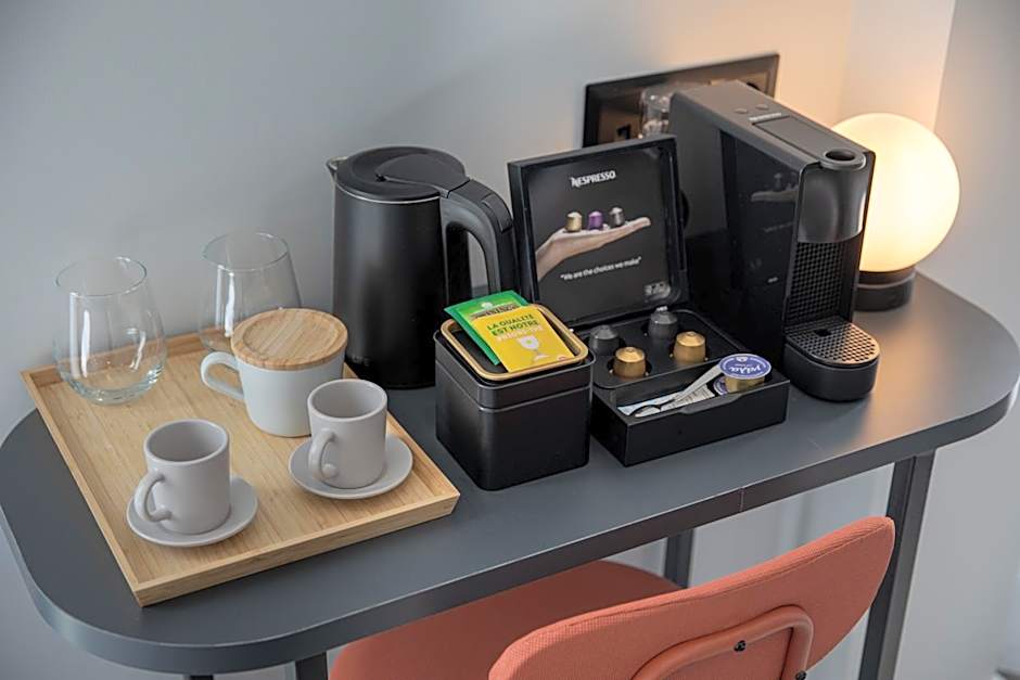 Bonnie Athens by Nin&Bau