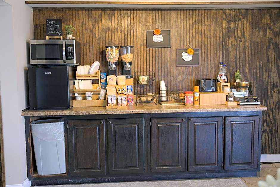 OYO Hotel Brownsville TN I-40