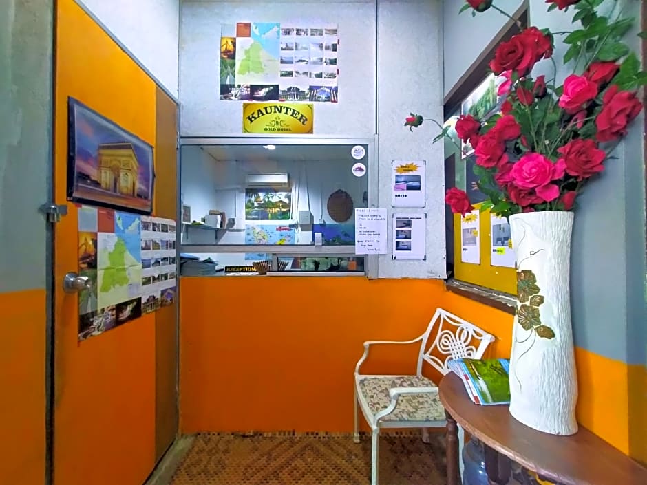 SPOT ON 89994 RZ Gold Hotel