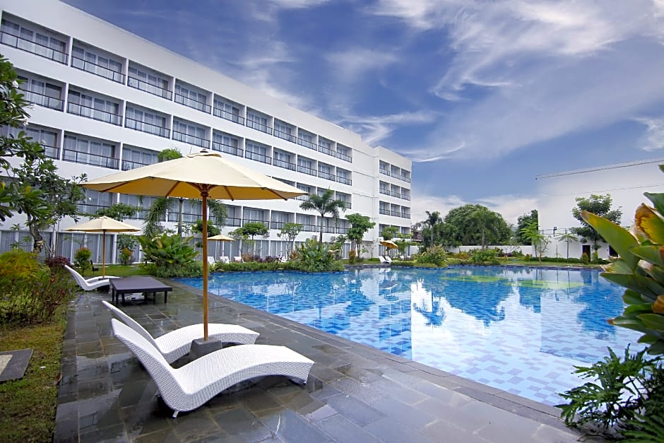 Raja Hotel Kuta Mandalika