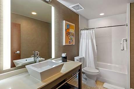 One-Bedroom Suite