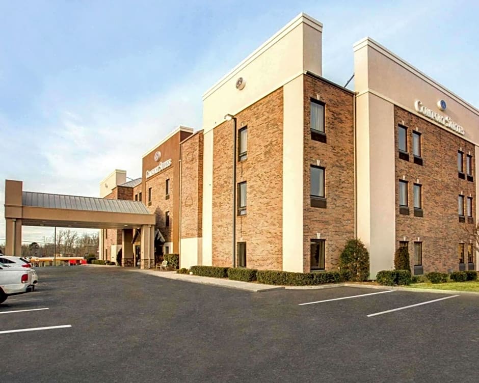 Comfort Suites