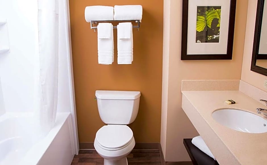 Candlewood Suites Southfield By IHG