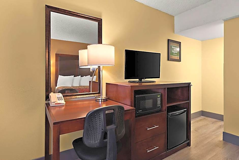 Kings House Motor Hotel