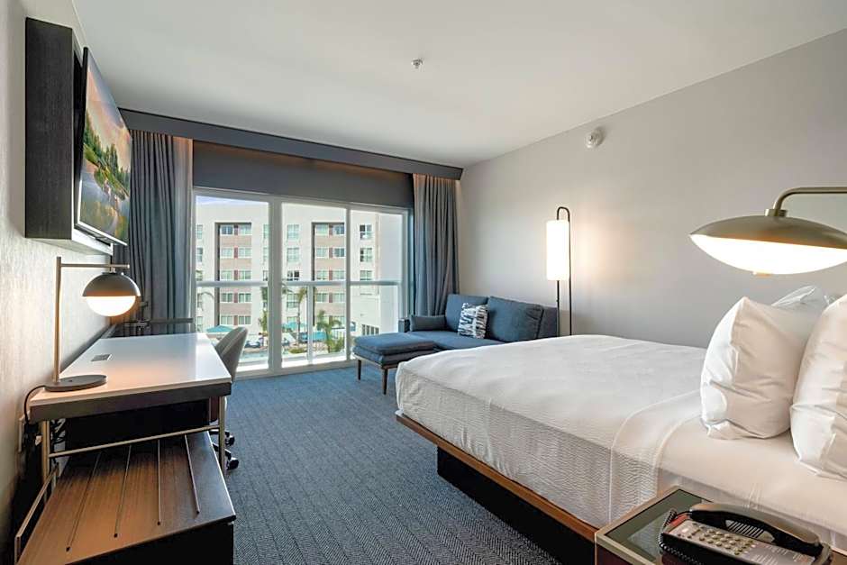 Courtyard By Marriott Marina Del Rey