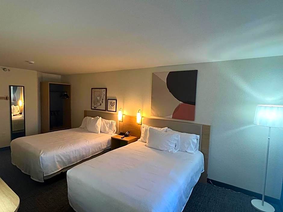 Spark by Hilton Glendale Peoria Phoenix North