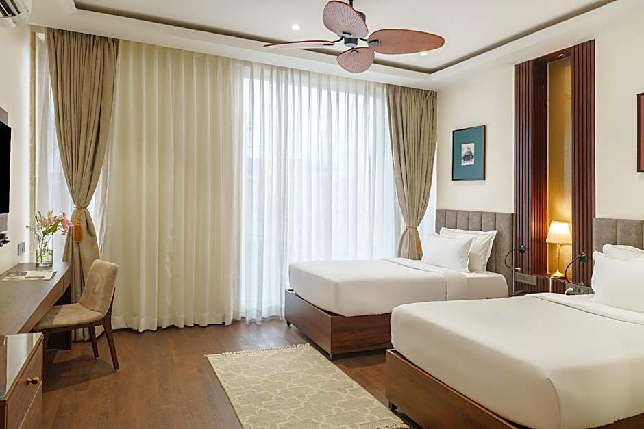 Oraka by My Downtown Aura Hotel