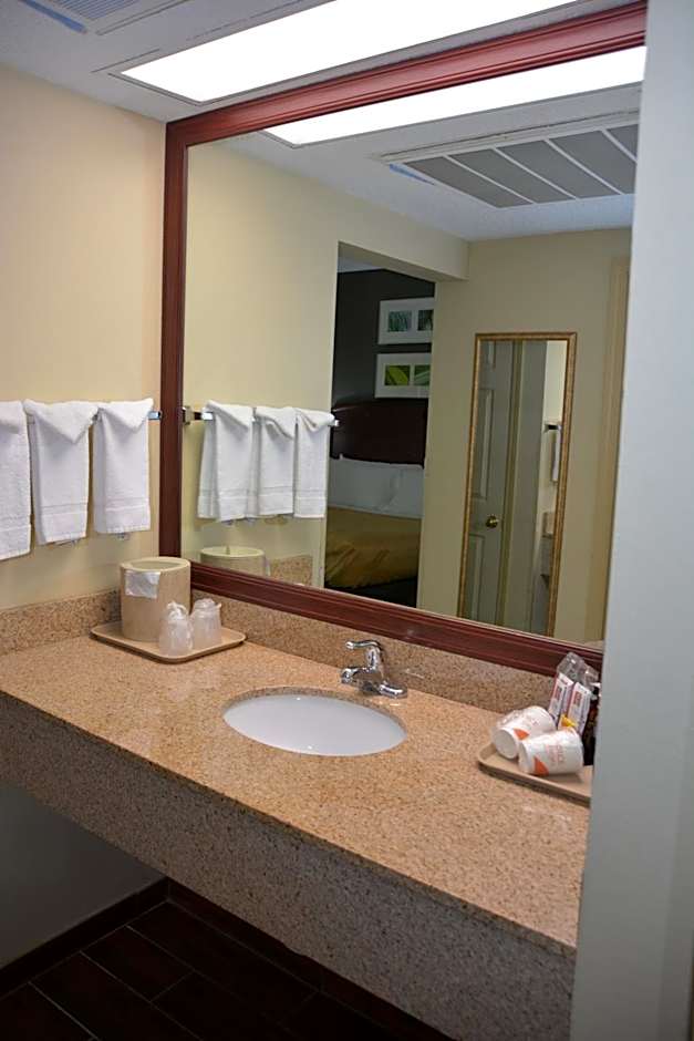 Quality Inn & Suites