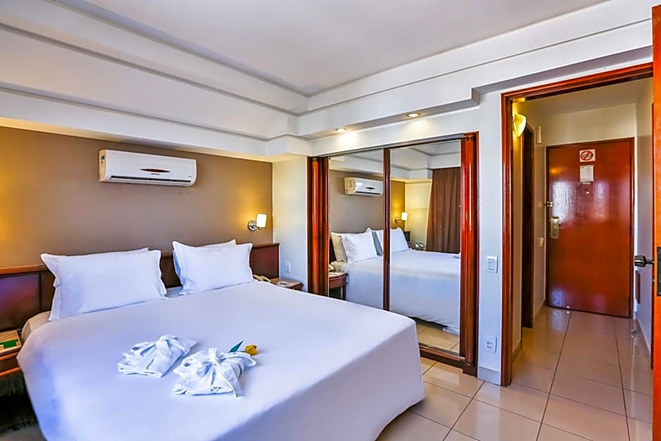 Golden Tulip Goiania Address