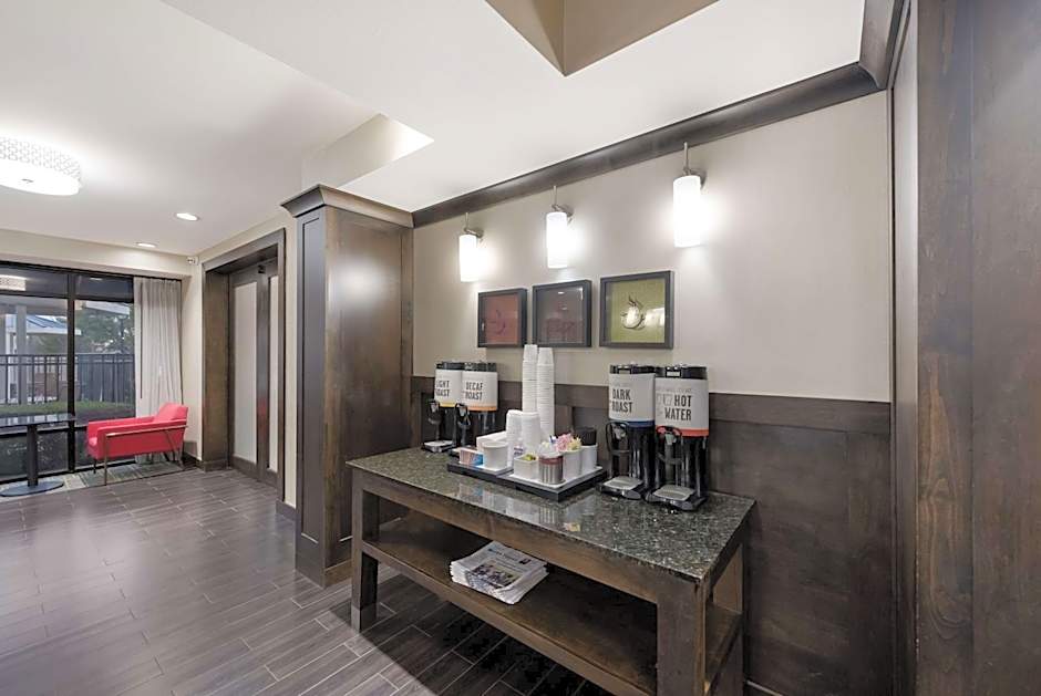 Hampton Inn By Hilton Marshall