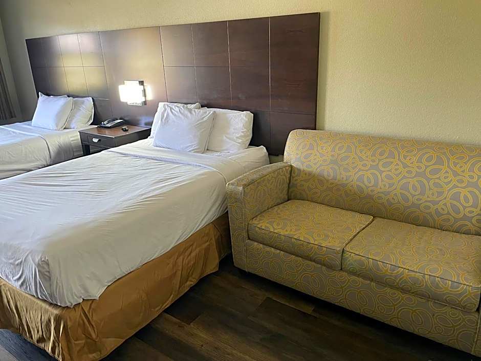 Travelodge by Wyndham Tuscaloosa