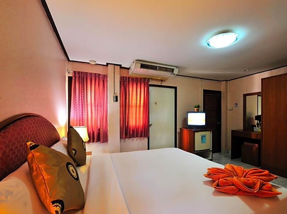 Thipurai Annex Hotel