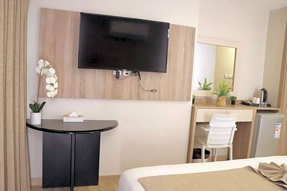 ALENA HOTEL