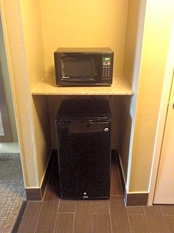 King Room - Accessible/Non-Smoking