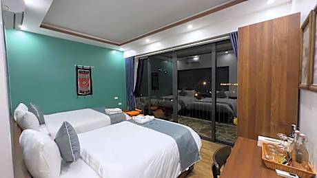 Family Connecting Room