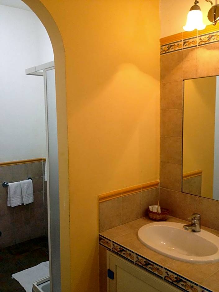 Villa Greta Hotel Rooms & Suites