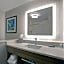 Holiday Inn Express Milwaukee Downtown By IHG