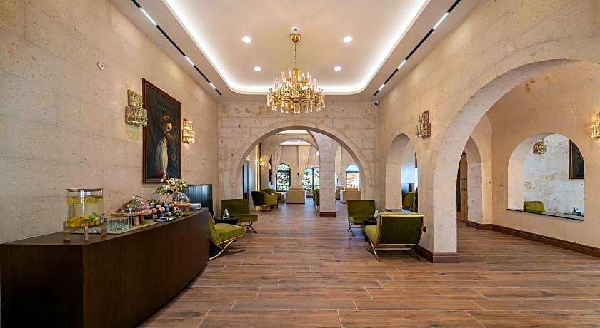 Uchisar Kaya Otel