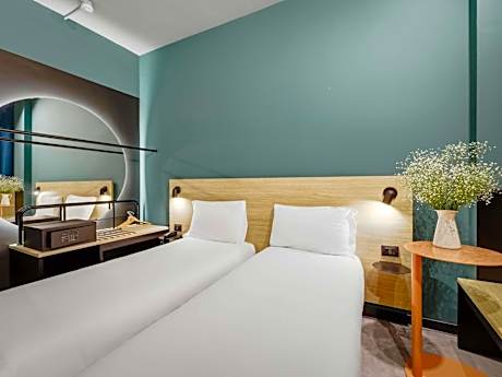 Superior Double Room with Balcony