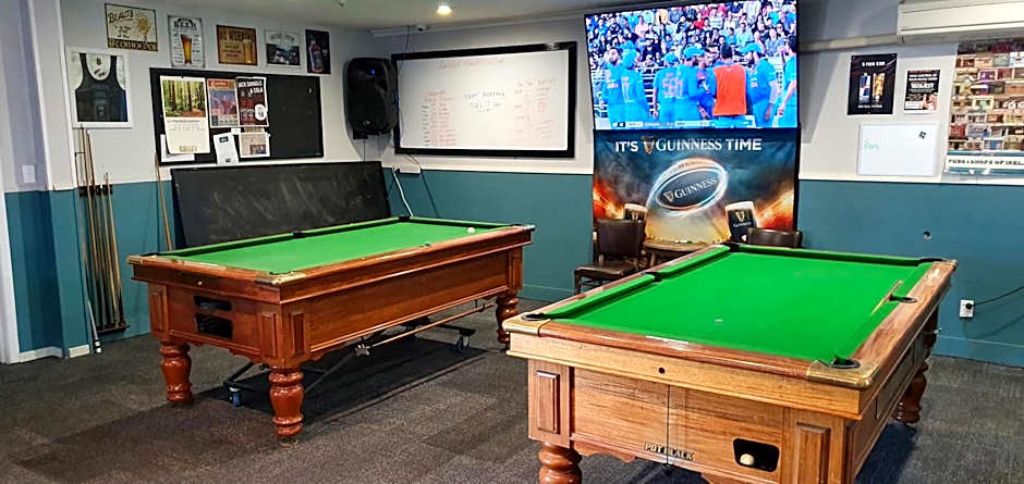 Hotel Motueka - Some weekends may have loud Live Music playing