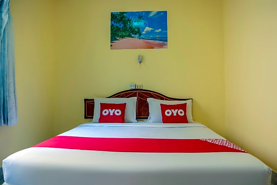 OYO 681 Paradise Hotel