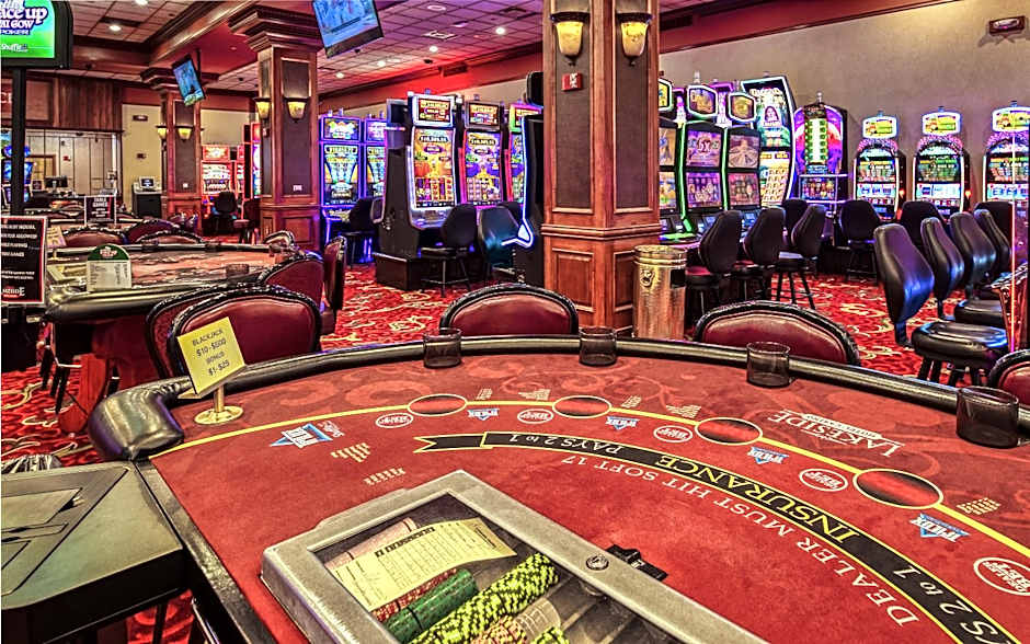 Lakeside Hotel Casino, a Travelodge by Wyndham