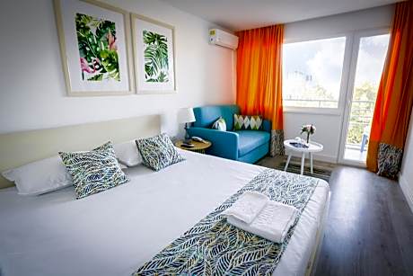 Spring Holiday Resort