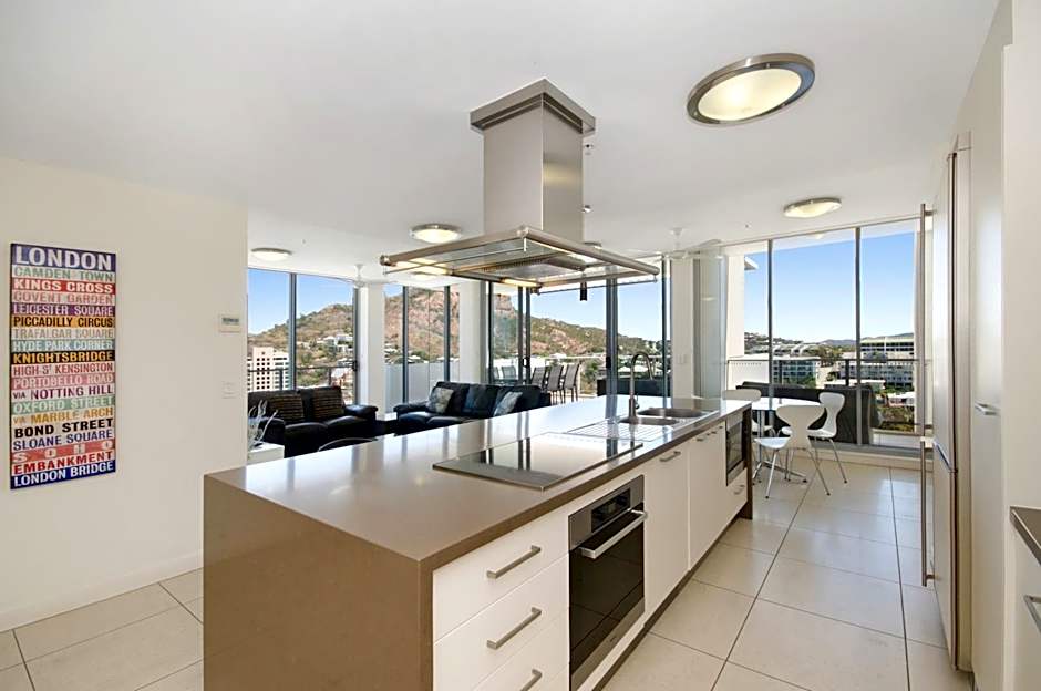 The Dalgety Apartments
