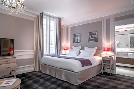 Deluxe Double Room - Side Street View