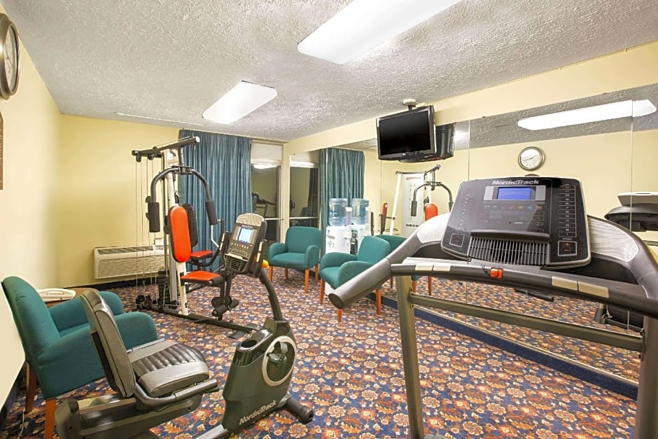 Days Inn by Wyndham Grand Island I-80