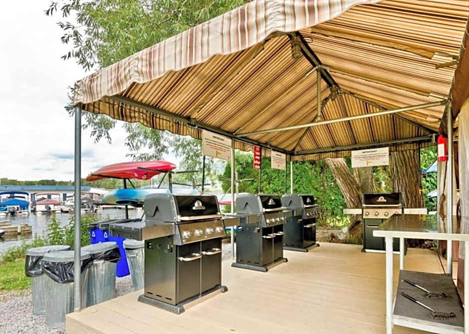 Magog Waterfront Studio 106