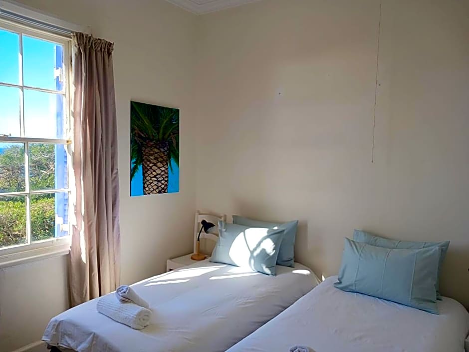 Boulders Beach Hotel and Restaurant