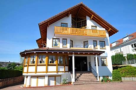 Hotel-Pension-Jasmin