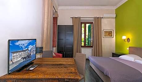Comfort Triple Room