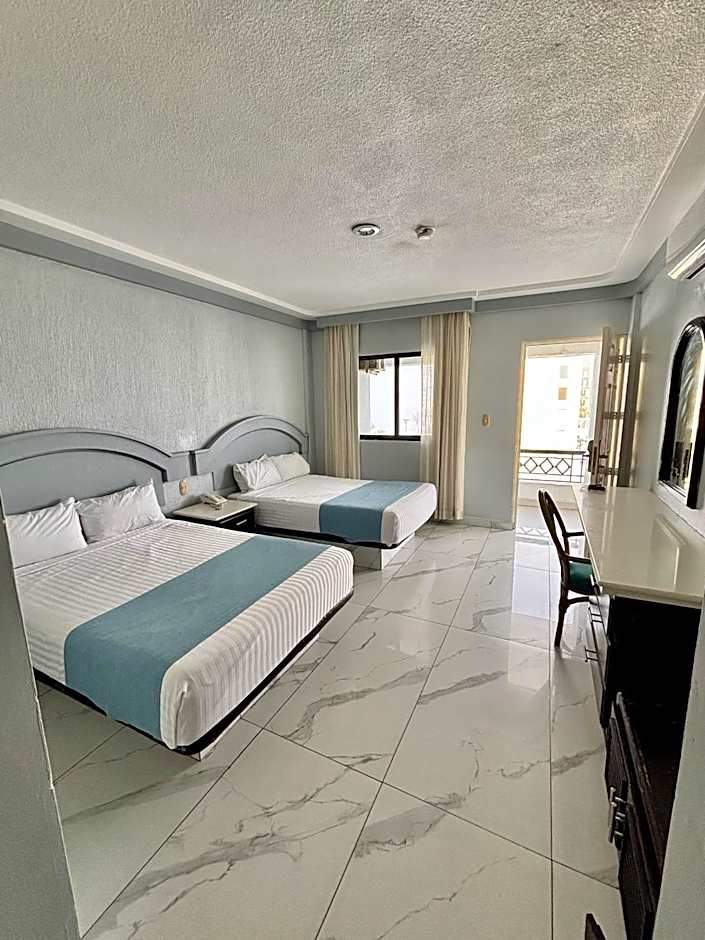 Hotel Playa Marina