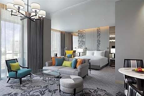 Grand Deluxe King Room