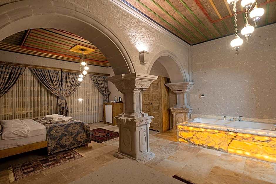 Underground Cave Suites Hotel