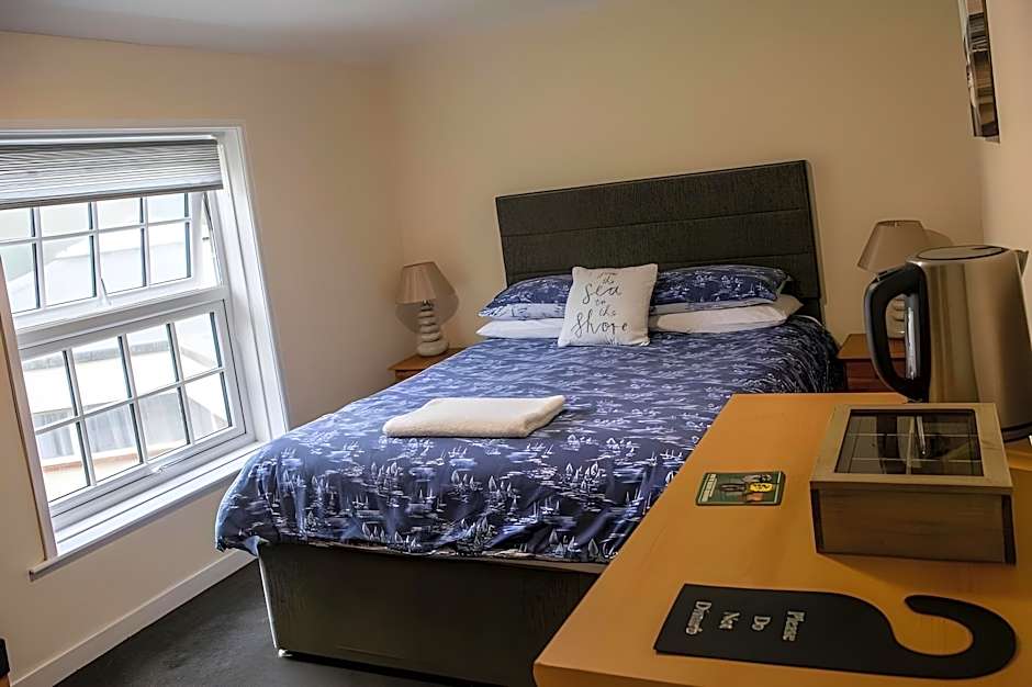 Sutton Staithe Hotel