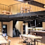 Hillview Hotel Grandvoir