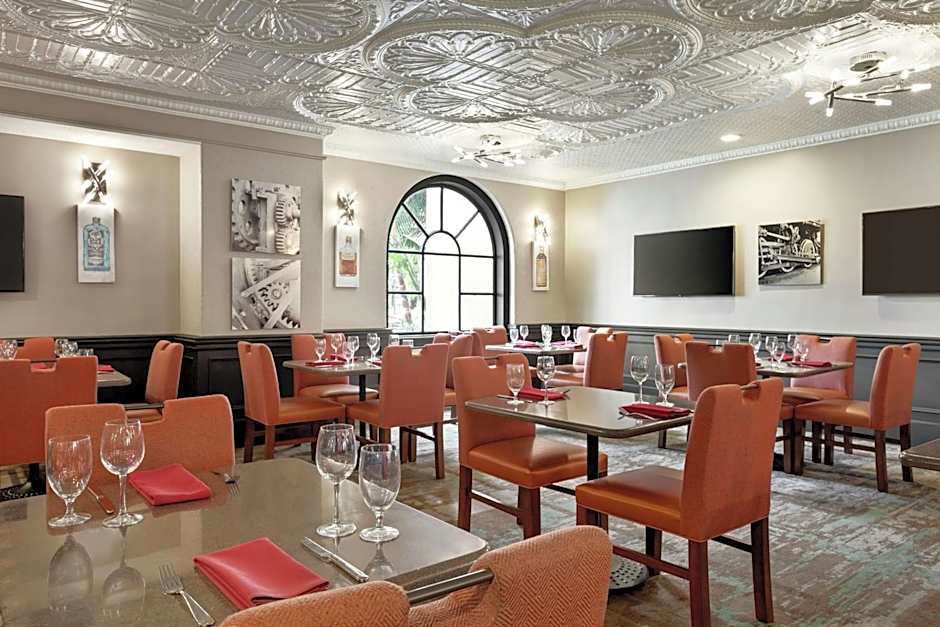 Embassy Suites by Hilton Santa Ana Orange County Airport