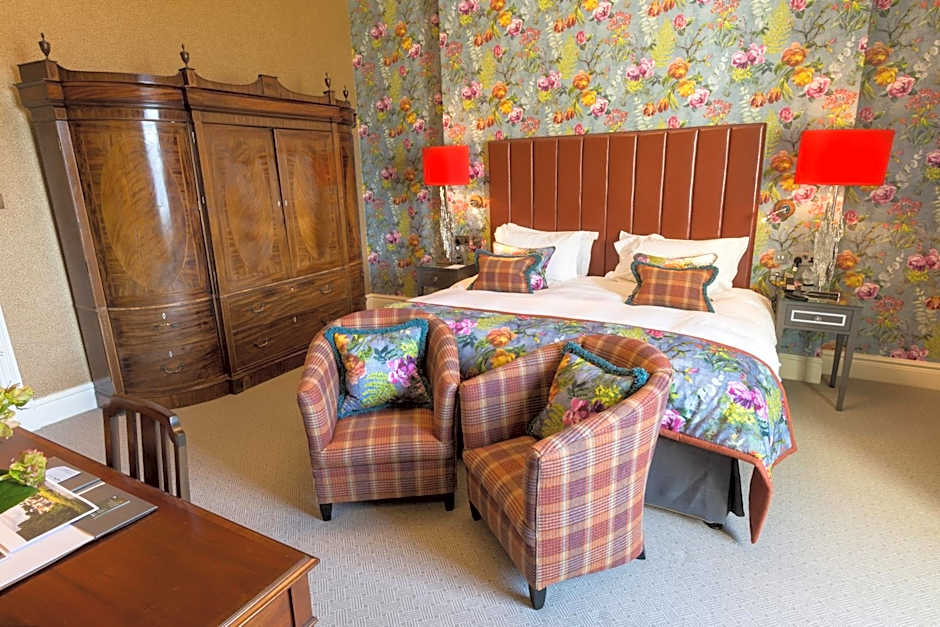 Storrs Hall Hotel on the shore of Lake Windermere