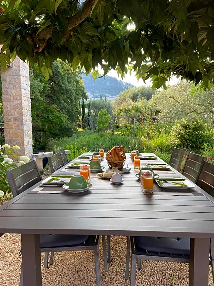 Le Mas Carré Séguret