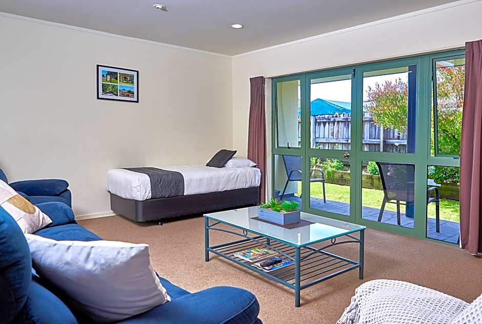 Barringtons Motor Lodge